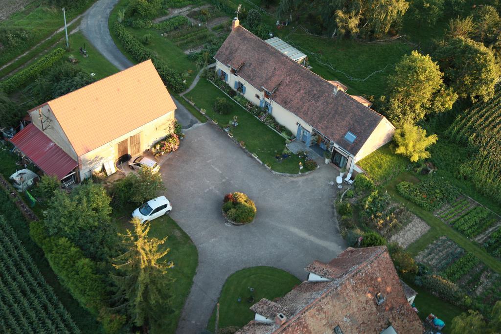 Chambre D'Hotes Face A Briare Exterior foto