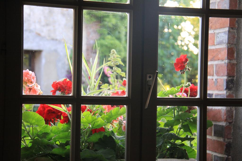 Chambre D'Hotes Face A Briare Exterior foto